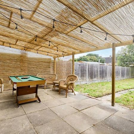 Low Rate For A 4-Bedroom House In Coventry With Free Unlimited Wi-Fi 2 Car Parking 53 Qmc エクステリア 写真